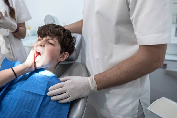 Best Pediatric Emergency Dentist in Hillsboro, KS